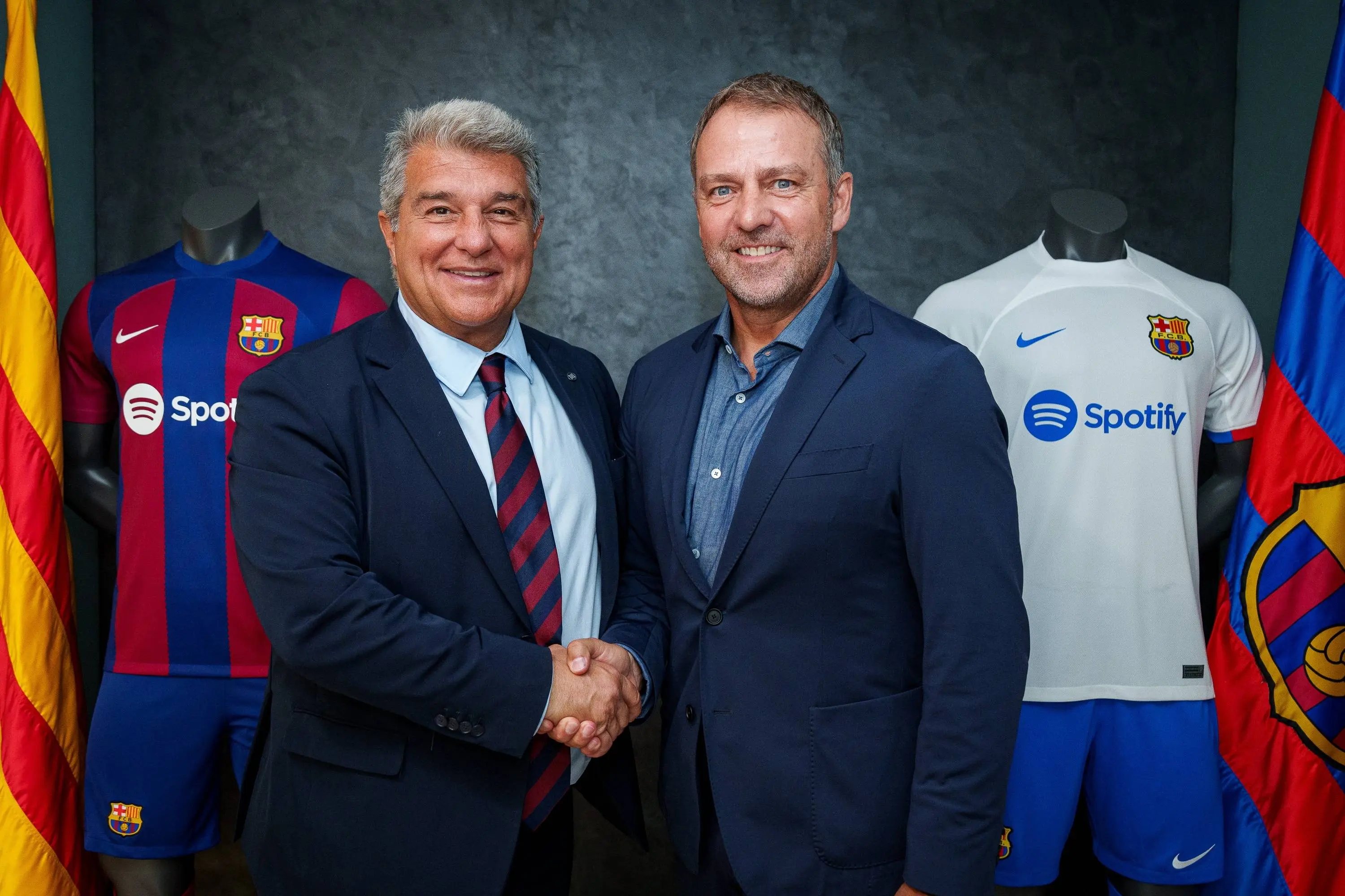 entit, 就有些差距