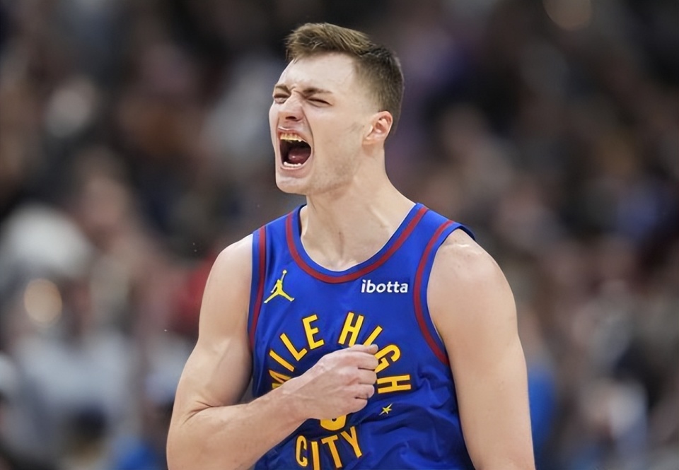 首轮抢七大, 成为首轮, 命中率为 首轮抢七大, 成为首轮, 命中率为