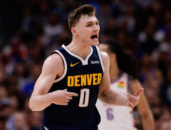 七大战, 亿美金 七大战, 亿美金