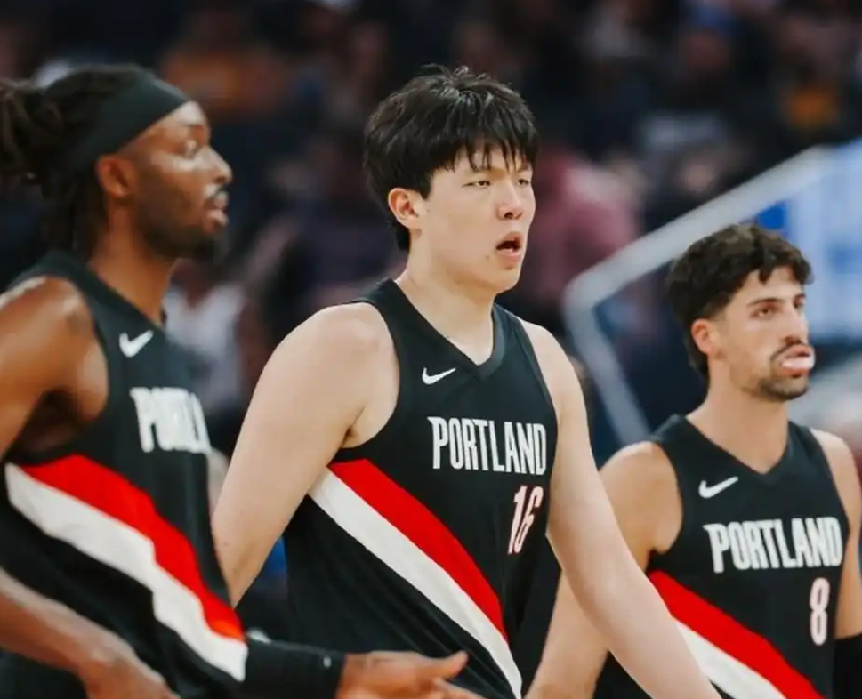 比卢普斯真器重杨瀚森！赞防守+给足战术地位，呼吁队友为其解压