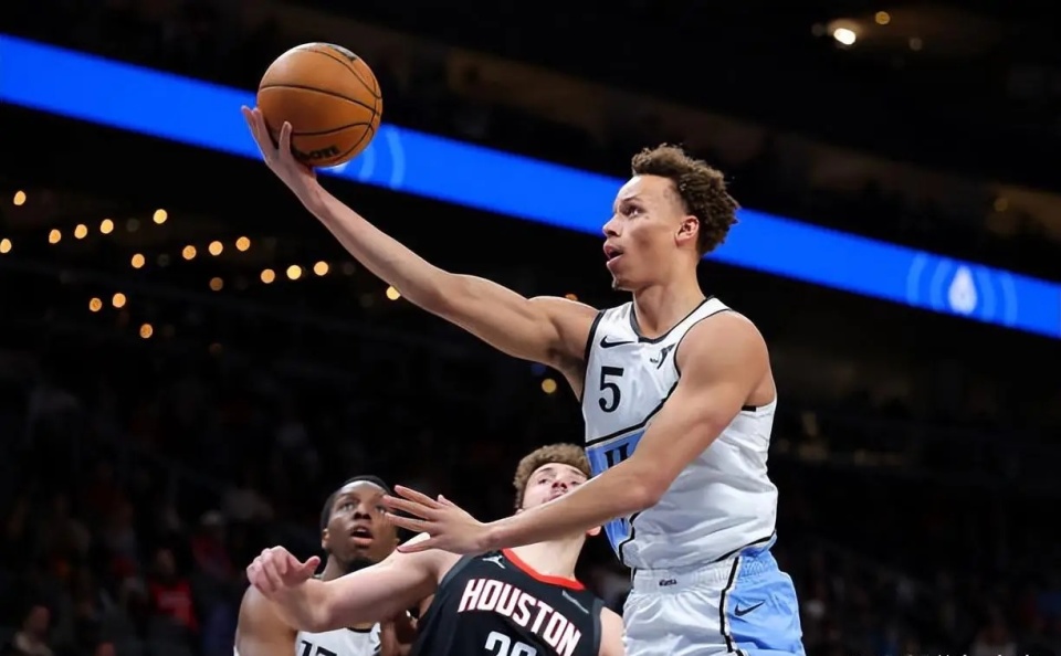 交出了场均, com