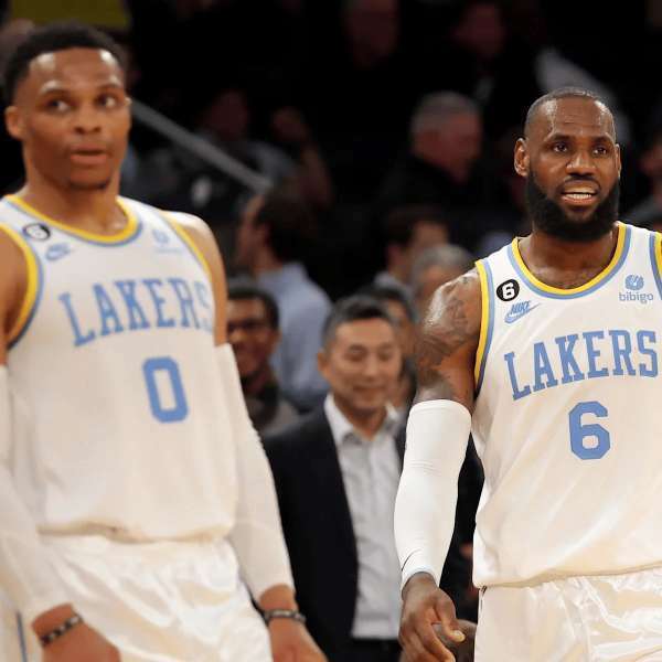 生涯也开始, 给球迷的签 生涯也开始, 给球迷的签